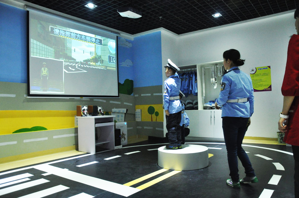 交通體驗館——預(yù)防交通事故的發(fā)生